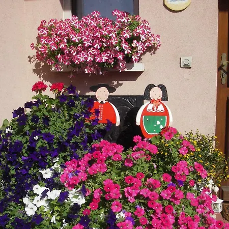 Violette Et Pierrot Holiday home *